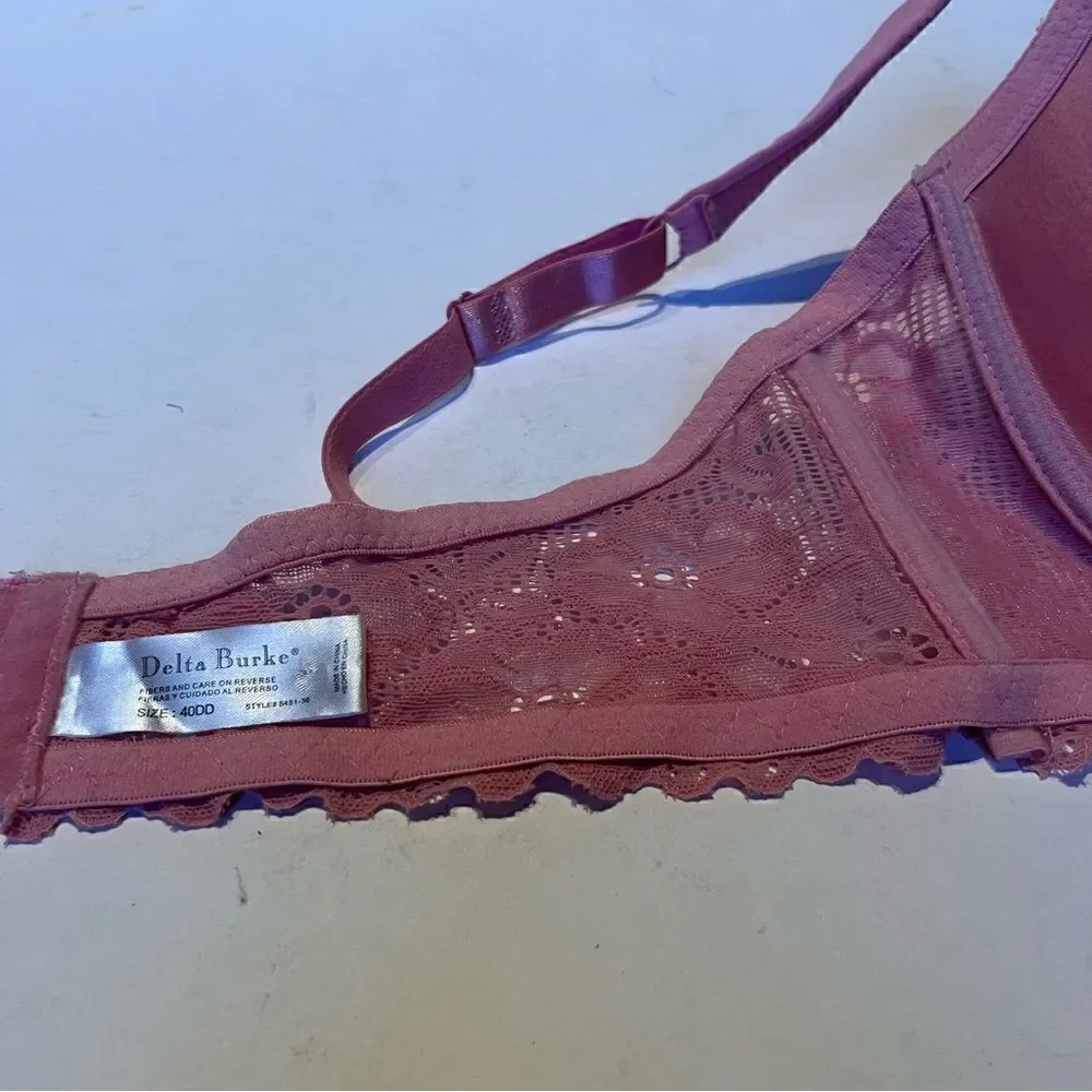 Delta Burke Bra Deep Pink with Lace Sides Size 40DD Underwire
